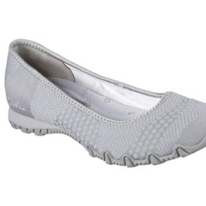 SKECHERS Flats Gray size 8 memory foam insole